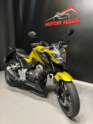 HONDA CB 300F TWISTER ABS HONDA CB 300F TWISTER ABS